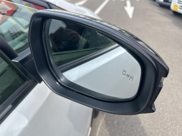 プリウス Ｇ　クリアランスソナー　レーンアシスト　オートクルーズコントロール　衝突被害軽減システム　バックカメラ　ナビ　アルミホイール　オートマチックハイビーム　オートライト　ＬＥＤヘッドランプ　ＣＶＴ（30枚目）