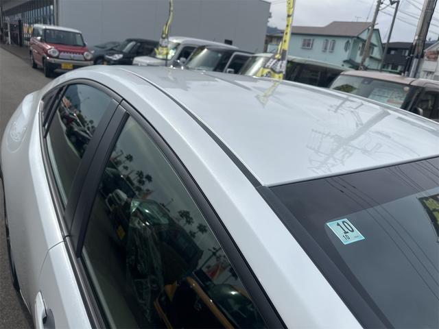 プリウス Ｇ　クリアランスソナー　レーンアシスト　オートクルーズコントロール　衝突被害軽減システム　バックカメラ　ナビ　アルミホイール　オートマチックハイビーム　オートライト　ＬＥＤヘッドランプ　ＣＶＴ（32枚目）