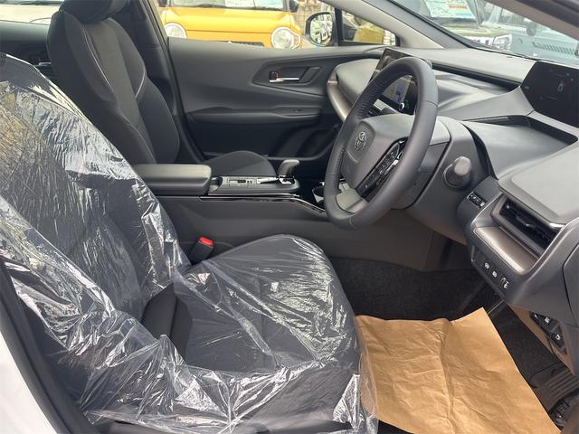 プリウス Ｇ　クリアランスソナー　レーンアシスト　オートクルーズコントロール　衝突被害軽減システム　バックカメラ　ナビ　アルミホイール　オートマチックハイビーム　オートライト　ＬＥＤヘッドランプ　ＣＶＴ（50枚目）