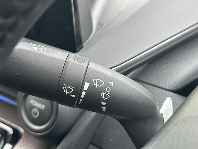 プリウス Ｇ　クリアランスソナー　レーンアシスト　オートクルーズコントロール　衝突被害軽減システム　バックカメラ　ナビ　アルミホイール　オートマチックハイビーム　オートライト　ＬＥＤヘッドランプ　ＣＶＴ（57枚目）