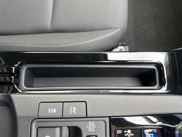 プリウス Ｇ　クリアランスソナー　レーンアシスト　オートクルーズコントロール　衝突被害軽減システム　バックカメラ　ナビ　アルミホイール　オートマチックハイビーム　オートライト　ＬＥＤヘッドランプ　ＣＶＴ（66枚目）