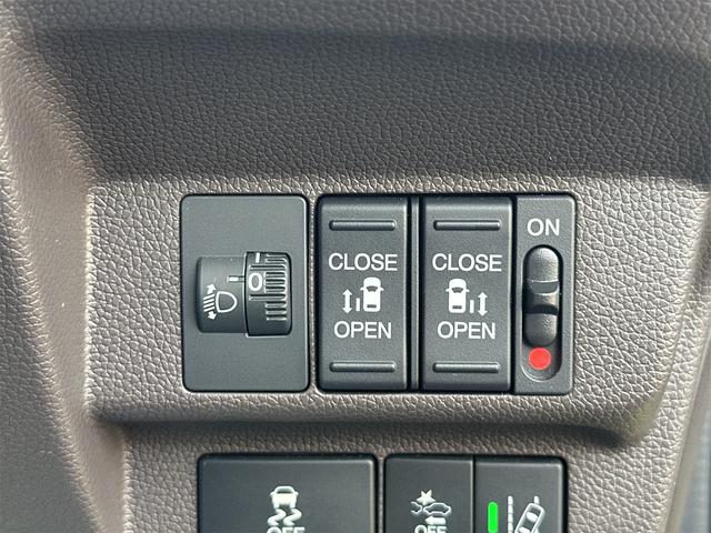 フリード Ｇ・ホンダセンシング　ドライブレコーダー　ＥＴＣ　バックカメラ　ナビ　ＴＶ　クリアランスソナー　オートクルーズコントロール　レーンアシスト　衝突被害軽減システム　両側電動スライドドア　オートライト　スマートキー（12枚目）