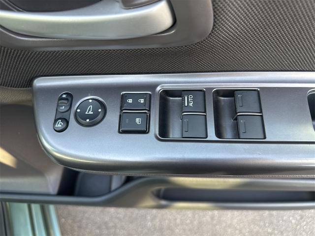 フリード Ｇ・ホンダセンシング　ドライブレコーダー　ＥＴＣ　バックカメラ　ナビ　ＴＶ　クリアランスソナー　オートクルーズコントロール　レーンアシスト　衝突被害軽減システム　両側電動スライドドア　オートライト　スマートキー（15枚目）