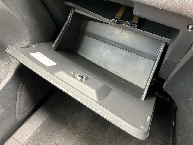 セレナ ハイウェイスター　Ｓ－ハイブリッド　ＥＴＣ　バックカメラ　ナビ　ＴＶ　オートクルーズコントロール　両側電動スライドドア　オートライト　スマートキー　アイドリングストップ　電動格納ミラー　後席モニター　３列シート　ＣＶＴ　アルミホイール（59枚目）