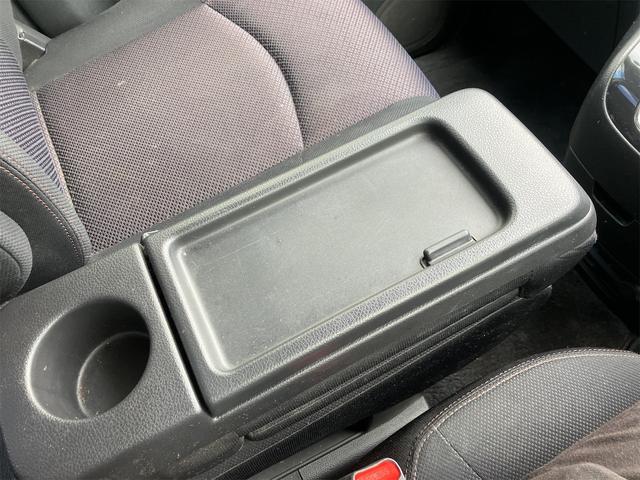 セレナ ハイウェイスター　Ｓ－ハイブリッド　ＥＴＣ　バックカメラ　ナビ　ＴＶ　オートクルーズコントロール　両側電動スライドドア　オートライト　スマートキー　アイドリングストップ　電動格納ミラー　後席モニター　３列シート　ＣＶＴ　アルミホイール（61枚目）