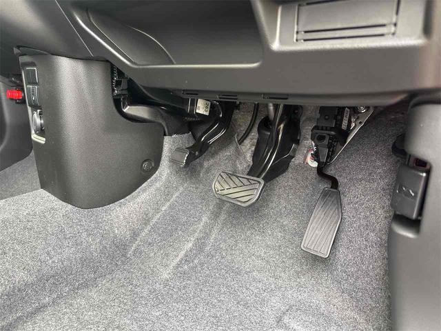 ワゴンR FX クリアランスソナー レーンアシスト 衝突被害軽減システム オートライト スマートキー 電動格納ミラー シートヒーター ベンチシート CVT 盗難防止システム ABS ESC 衝突安全ボディ エアコン(30枚目)