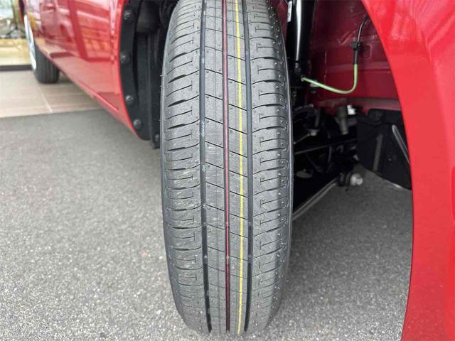 ワゴンR FX クリアランスソナー レーンアシスト 衝突被害軽減システム オートライト スマートキー 電動格納ミラー シートヒーター ベンチシート CVT 盗難防止システム ABS ESC 衝突安全ボディ エアコン(64枚目)