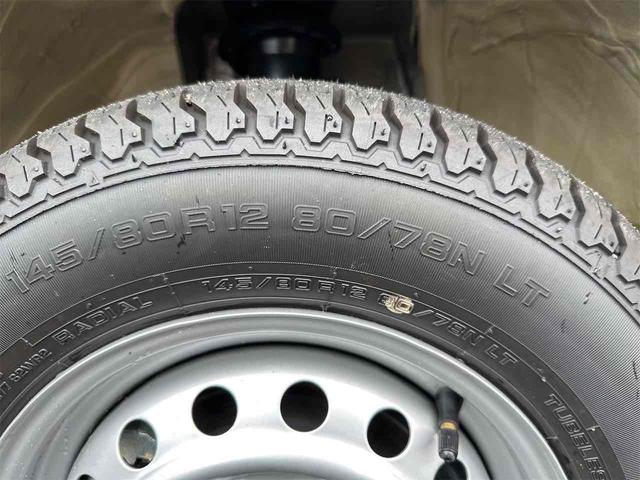 ハイゼットトラック ジャンボエクストラ 4WD 軽トラック CVT 衝突被害軽減システム クリアランスソナー スマートキー アイドリングストップ 電動格納ミラー オートライト ESC エアコン パワーステアリング パワーウィンドウ(25枚目)