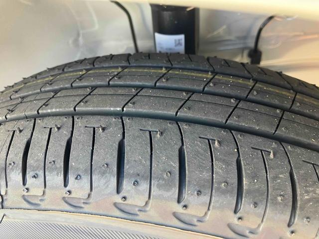 ワゴンR FX クリアランスソナー レーンアシスト 衝突被害軽減システム オートライト スマートキー 電動格納ミラー シートヒーター ベンチシート CVT 盗難防止システム ABS ESC 衝突安全ボディ エアコン(44枚目)