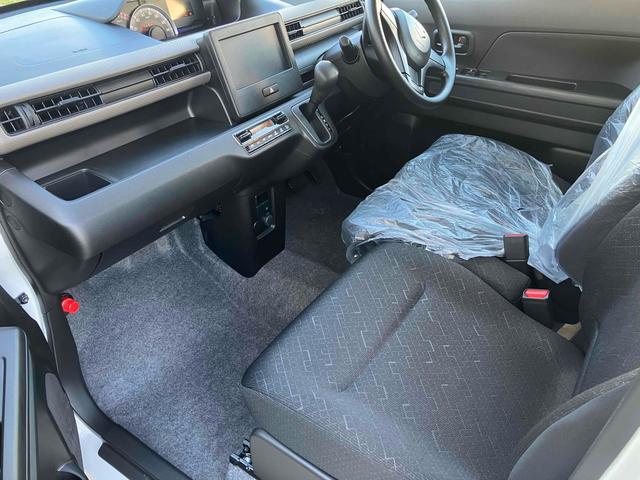 ワゴンR FX クリアランスソナー レーンアシスト 衝突被害軽減システム オートライト スマートキー 電動格納ミラー シートヒーター ベンチシート CVT 盗難防止システム ABS ESC 衝突安全ボディ エアコン(59枚目)