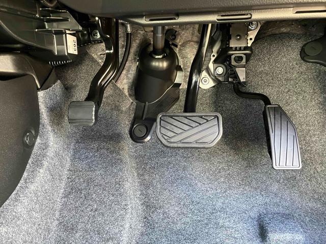 ワゴンR FX クリアランスソナー レーンアシスト 衝突被害軽減システム オートライト スマートキー 電動格納ミラー シートヒーター ベンチシート CVT 盗難防止システム ABS ESC 衝突安全ボディ エアコン(24枚目)