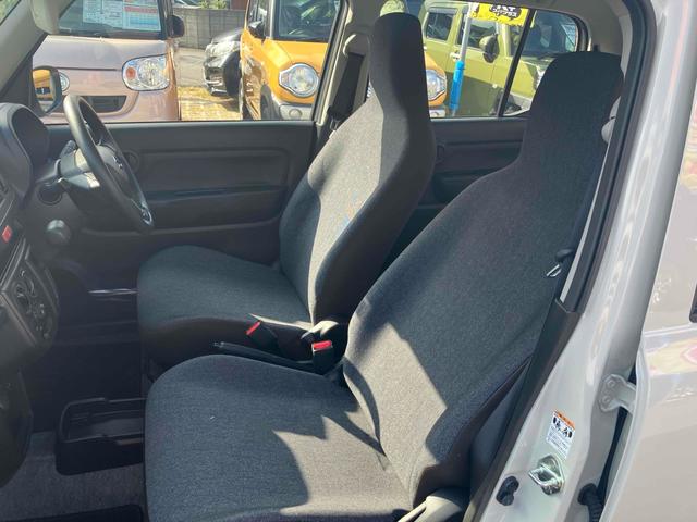 アルト Ｌ　クリアランスソナー　レーンアシスト　衝突被害軽減システム　オートライト　キーレスエントリー　アイドリングストップ　電動格納ミラー　シートヒーター　ＣＶＴ　盗難防止システム　ＡＢＳ　ＥＳＣ（21枚目）