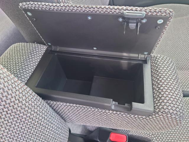 ワゴンRスマイル クリームコーデ 両側電動スライドドア クリアランスソナー オートクルーズコントロール レーンアシスト 衝突被害軽減システム オートライト LEDヘッドランプ スマートキー アイドリングストップ 電動格納ミラー(28枚目)