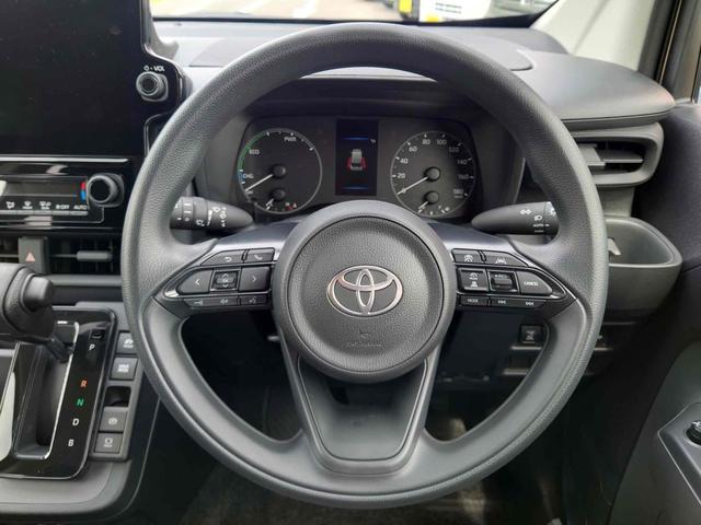 シエンタ ハイブリッドＧ　登録済未使用車　全周囲カメラ　ナビ　ＴＶ　クリアランスソナー　オートクルーズコントロール　レーンアシスト　衝突被害軽減システム　両側スライドドア　オートマチックハイビーム　オートライト（3枚目）