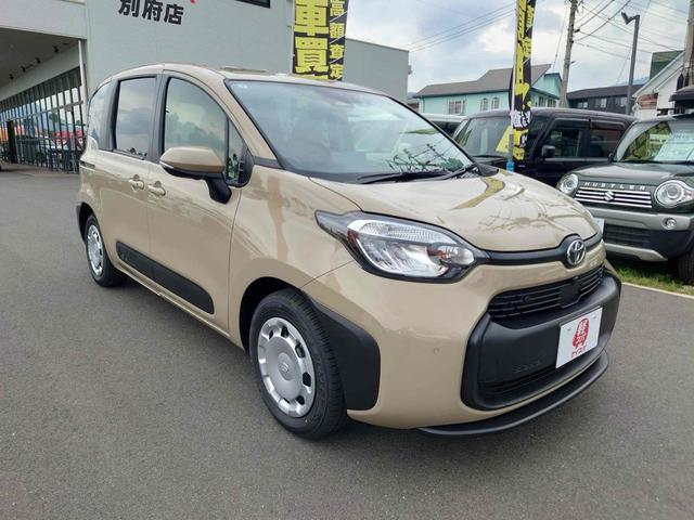 シエンタ ハイブリッドＧ　登録済未使用車　全周囲カメラ　ナビ　ＴＶ　クリアランスソナー　オートクルーズコントロール　レーンアシスト　衝突被害軽減システム　両側スライドドア　オートマチックハイビーム　オートライト（13枚目）