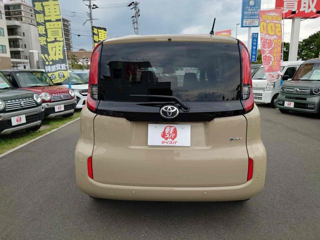 シエンタ ハイブリッドＧ　登録済未使用車　全周囲カメラ　ナビ　ＴＶ　クリアランスソナー　オートクルーズコントロール　レーンアシスト　衝突被害軽減システム　両側スライドドア　オートマチックハイビーム　オートライト（16枚目）