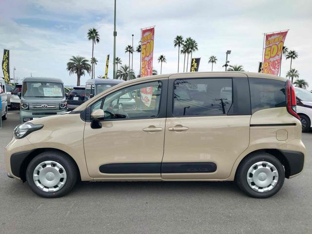 シエンタ ハイブリッドＧ　登録済未使用車　全周囲カメラ　ナビ　ＴＶ　クリアランスソナー　オートクルーズコントロール　レーンアシスト　衝突被害軽減システム　両側スライドドア　オートマチックハイビーム　オートライト（17枚目）