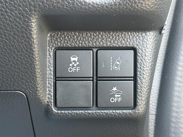 Ｎ－ＢＯＸカスタム Ｇ・Ｌホンダセンシング　ドライブレコーダー　ＥＴＣ　バックカメラ　両側スライド・片側電動　ナビ　ＴＶ　クリアランスソナー　オートクルーズコントロール　レーンアシスト　衝突被害軽減システム　オートライト　ＬＥＤヘッドランプ（11枚目）