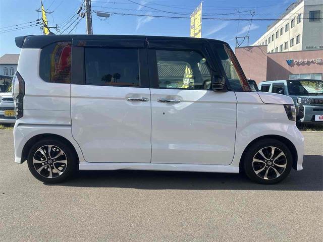 Ｎ－ＢＯＸカスタム Ｇ・Ｌホンダセンシング　ドライブレコーダー　ＥＴＣ　バックカメラ　両側スライド・片側電動　ナビ　ＴＶ　クリアランスソナー　オートクルーズコントロール　レーンアシスト　衝突被害軽減システム　オートライト　ＬＥＤヘッドランプ（14枚目）
