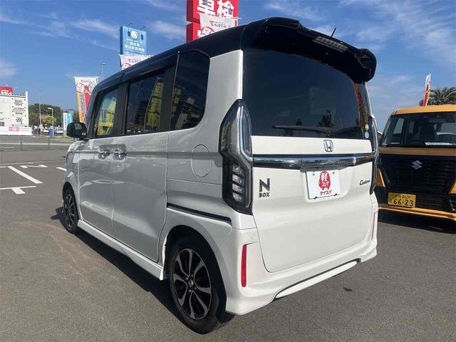 Ｎ－ＢＯＸカスタム Ｇ・Ｌホンダセンシング　ドライブレコーダー　ＥＴＣ　バックカメラ　両側スライド・片側電動　ナビ　ＴＶ　クリアランスソナー　オートクルーズコントロール　レーンアシスト　衝突被害軽減システム　オートライト　ＬＥＤヘッドランプ（17枚目）
