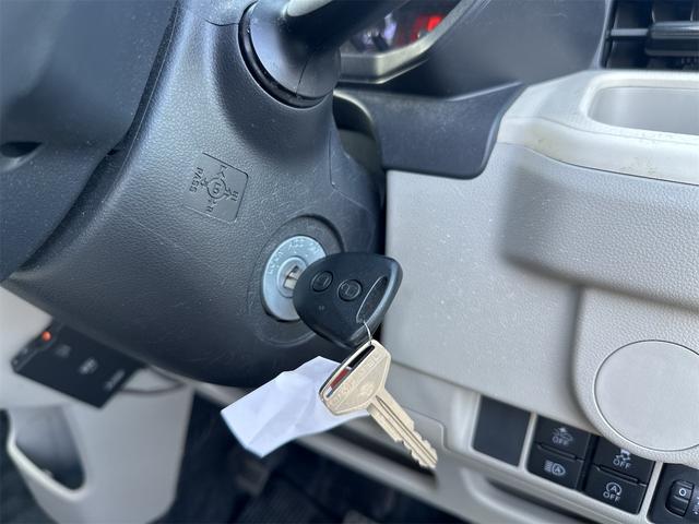 ムーヴ Ｌ　ＳＡＩＩＩ　ドライブレコーダー　ＥＴＣ　クリアランスソナー　衝突被害軽減システム　オートマチックハイビーム　キーレスエントリー　アイドリングストップ　電動格納ミラー　ベンチシート　ＣＶＴ　盗難防止システム　ＡＢＳ（10枚目）