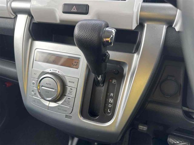 ハスラー Ｘ　ドライブレコーダー　ＥＴＣ　衝突被害軽減システム　オートライト　ＨＩＤ　スマートキー　アイドリングストップ　電動格納ミラー　シートヒーター　ベンチシート　ＣＶＴ　盗難防止システム　ＡＢＳ　ＥＳＣ　ＣＤ（6枚目）