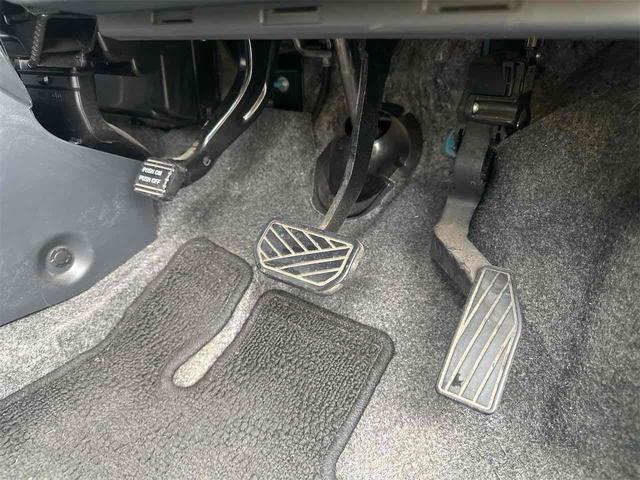 ハスラー Ｘ　ドライブレコーダー　ＥＴＣ　衝突被害軽減システム　オートライト　ＨＩＤ　スマートキー　アイドリングストップ　電動格納ミラー　シートヒーター　ベンチシート　ＣＶＴ　盗難防止システム　ＡＢＳ　ＥＳＣ　ＣＤ（21枚目）