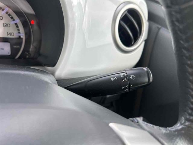 ハスラー Ｘ　ドライブレコーダー　ＥＴＣ　衝突被害軽減システム　オートライト　ＨＩＤ　スマートキー　アイドリングストップ　電動格納ミラー　シートヒーター　ベンチシート　ＣＶＴ　盗難防止システム　ＡＢＳ　ＥＳＣ　ＣＤ（32枚目）