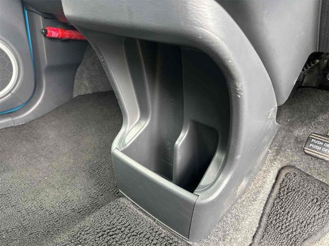 ハスラー Ｘ　ドライブレコーダー　ＥＴＣ　衝突被害軽減システム　オートライト　ＨＩＤ　スマートキー　アイドリングストップ　電動格納ミラー　シートヒーター　ベンチシート　ＣＶＴ　盗難防止システム　ＡＢＳ　ＥＳＣ　ＣＤ（34枚目）