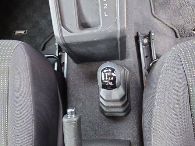 ジムニー XC 4WD ドライブレコーダー ETC ナビ TV オートクルーズコントロール レーンアシスト 衝突被害軽減システム オートライト LEDヘッドランプ ヘッドライトウォッシャー スマートキー(8枚目)