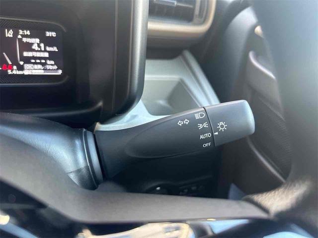 スペーシア ハイブリッドX 両側電動スライドドア クリアランスソナー 衝突被害軽減システム オートライト LEDヘッドランプ スマートキー アイドリングストップ 電動格納ミラー シートヒーター ベンチシート CVT(9枚目)