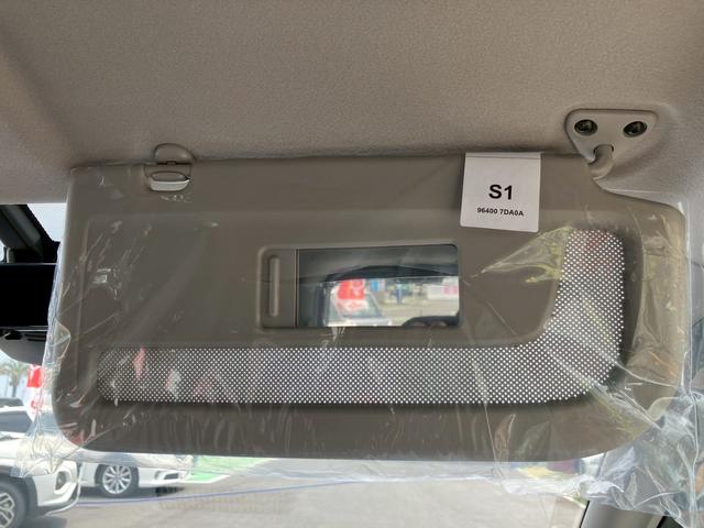 セレナ ｅ－パワー　ＸＶ　全周囲カメラ　クリアランスソナー　オートクルーズコントロール　レーンアシスト　衝突被害軽減システム　両側電動スライドドア　オートマチックハイビーム　オートライト　ＬＥＤヘッドランプ　スマートキー（18枚目）