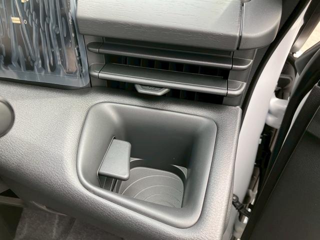 セレナ ｅ－パワー　ＸＶ　全周囲カメラ　クリアランスソナー　オートクルーズコントロール　レーンアシスト　衝突被害軽減システム　両側電動スライドドア　オートマチックハイビーム　オートライト　ＬＥＤヘッドランプ　スマートキー（47枚目）