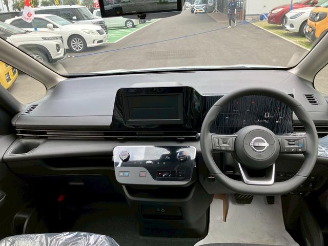 セレナ ｅ－パワー　ＸＶ　全周囲カメラ　クリアランスソナー　オートクルーズコントロール　レーンアシスト　衝突被害軽減システム　両側電動スライドドア　オートマチックハイビーム　オートライト　ＬＥＤヘッドランプ　スマートキー（56枚目）