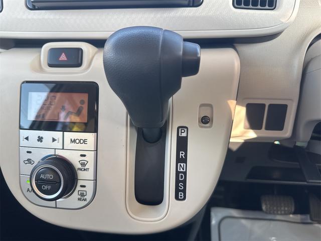 ムーヴキャンバス 　両側電動スライドドア　ナビ　衝突被害軽減システム　オートマチックハイビーム　オートライト　スマートキー　アイドリングストップ　電動格納ミラー　ベンチシート　ＣＶＴ　ＥＳＣ　ＣＤ　Ｂｌｕｅｔｏｏｔｈ（9枚目）