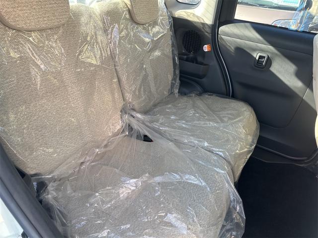 ムーヴキャンバス 　両側電動スライドドア　ナビ　衝突被害軽減システム　オートマチックハイビーム　オートライト　スマートキー　アイドリングストップ　電動格納ミラー　ベンチシート　ＣＶＴ　ＥＳＣ　ＣＤ　Ｂｌｕｅｔｏｏｔｈ（35枚目）