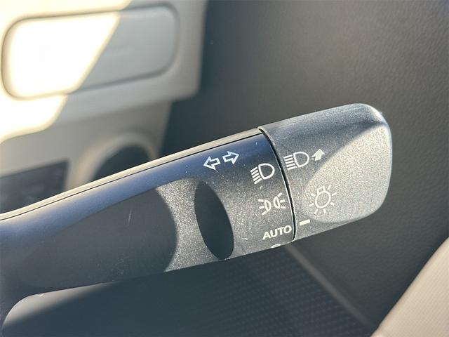 ムーヴキャンバス 　両側電動スライドドア　ナビ　衝突被害軽減システム　オートマチックハイビーム　オートライト　スマートキー　アイドリングストップ　電動格納ミラー　ベンチシート　ＣＶＴ　ＥＳＣ　ＣＤ　Ｂｌｕｅｔｏｏｔｈ（43枚目）