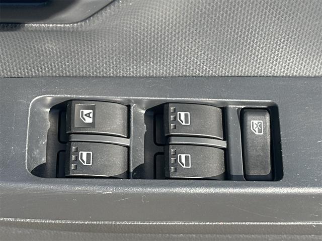 ミライース クリアランスソナー 衝突被害軽減システム オートマチックハイビーム アイドリングストップ CVT ABS ESC CD ミュージックプレイヤー接続可 エアコン パワーステアリング パワーウィンドウ(11枚目)