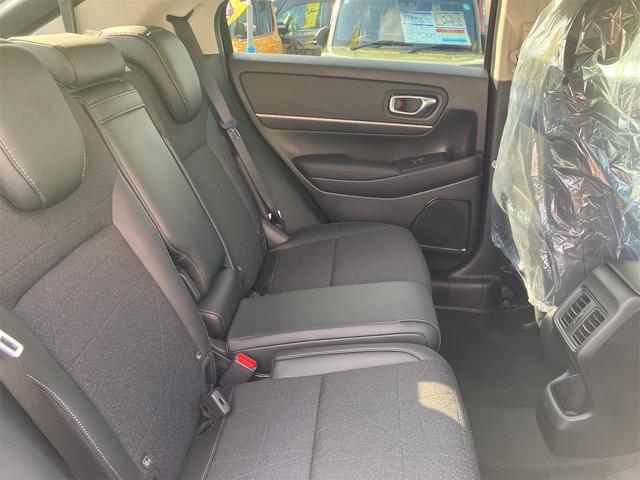 ヴェゼル ｅ：ＨＥＶ　Ｚ　バックカメラ　クリアランスソナー　アダプティブクルーズコントロール　レーンアシスト　オートライト　アルミホイール　スマートキー　電動格納ミラー　シートヒーター　ＣＶＴ　ＵＳＢ　ＥＳＣ　エアコン（44枚目）