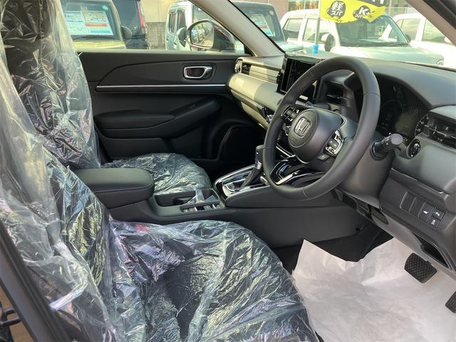 ヴェゼル ｅ：ＨＥＶ　Ｚ　バックカメラ　クリアランスソナー　アダプティブクルーズコントロール　レーンアシスト　オートライト　アルミホイール　スマートキー　電動格納ミラー　シートヒーター　ＣＶＴ　ＵＳＢ　ＥＳＣ　エアコン（51枚目）