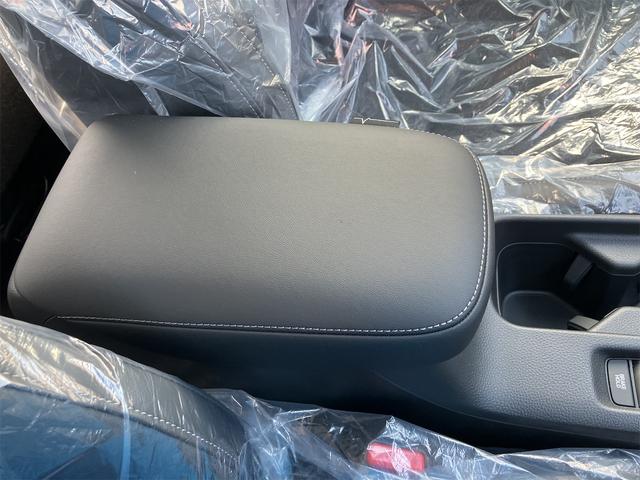 ヴェゼル ｅ：ＨＥＶ　Ｚ　バックカメラ　クリアランスソナー　アダプティブクルーズコントロール　レーンアシスト　オートライト　アルミホイール　スマートキー　電動格納ミラー　シートヒーター　ＣＶＴ　ＵＳＢ　ＥＳＣ　エアコン（60枚目）