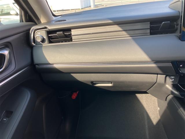 ヴェゼル ｅ：ＨＥＶ　Ｚ　バックカメラ　クリアランスソナー　アダプティブクルーズコントロール　レーンアシスト　オートライト　アルミホイール　スマートキー　電動格納ミラー　シートヒーター　ＣＶＴ　ＵＳＢ　ＥＳＣ　エアコン（62枚目）