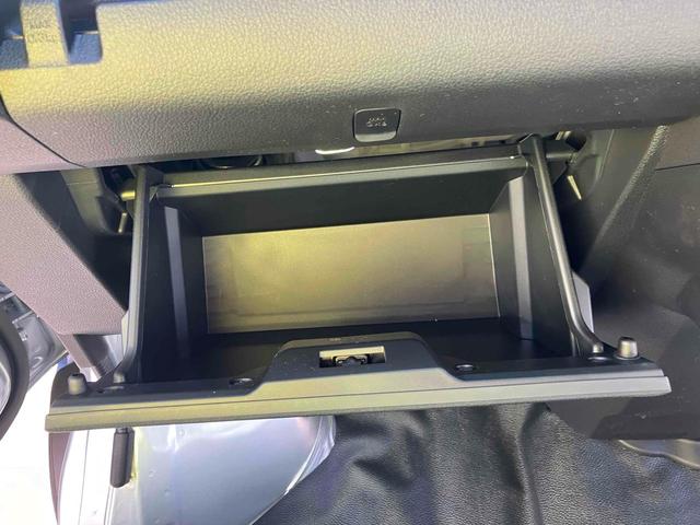 ハイゼットカーゴ ＤＸ　ＣＶＴ　衝突被害軽減システム　クリアランスソナー　両側スライドドア　キーレスエントリー　アイドリングストップ　オートライト　ＥＳＣ　エアコン　パワーステアリング　パワーウィンドウ（40枚目）