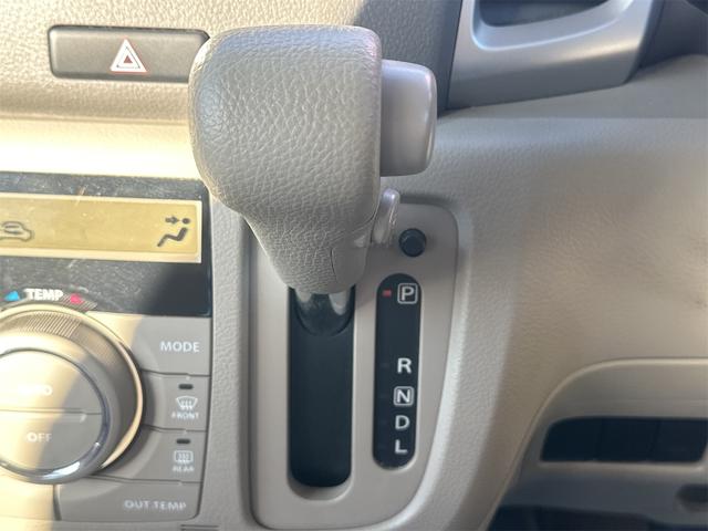 スペーシア ETC 両側スライドドア ナビ TV スマートキー アイドリングストップ 電動格納ミラー ベンチシート CVT CD DVD再生 アルミホイール エアコン パワーウィンドウ 運転席エアバッグ(8枚目)