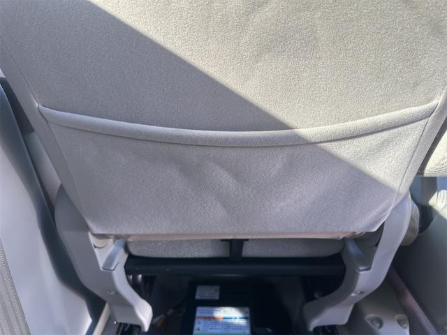 スペーシア ETC 両側スライドドア ナビ TV スマートキー アイドリングストップ 電動格納ミラー ベンチシート CVT CD DVD再生 アルミホイール エアコン パワーウィンドウ 運転席エアバッグ(44枚目)