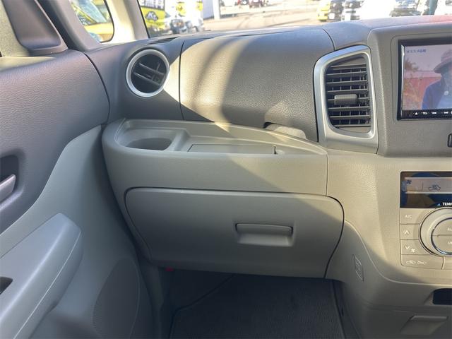 スペーシア ETC 両側スライドドア ナビ TV スマートキー アイドリングストップ 電動格納ミラー ベンチシート CVT CD DVD再生 アルミホイール エアコン パワーウィンドウ 運転席エアバッグ(62枚目)