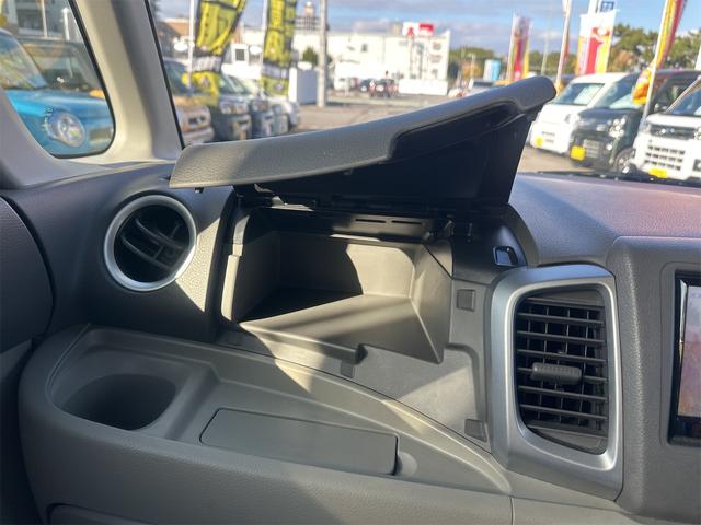 スペーシア ETC 両側スライドドア ナビ TV スマートキー アイドリングストップ 電動格納ミラー ベンチシート CVT CD DVD再生 アルミホイール エアコン パワーウィンドウ 運転席エアバッグ(63枚目)