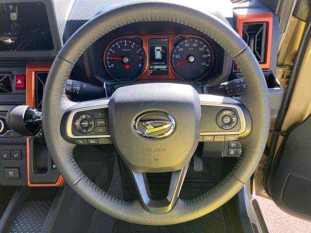 タフト G バックカメラ クリアランスソナー オートクルーズコントロール 衝突被害軽減システム オートライト LEDヘッドランプ ヘッドライトウォッシャー スマートキー アイドリングストップ 電動格納ミラー(3枚目)