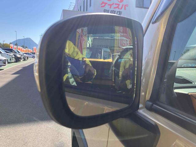 タフト G バックカメラ クリアランスソナー オートクルーズコントロール 衝突被害軽減システム オートライト LEDヘッドランプ ヘッドライトウォッシャー スマートキー アイドリングストップ 電動格納ミラー(50枚目)