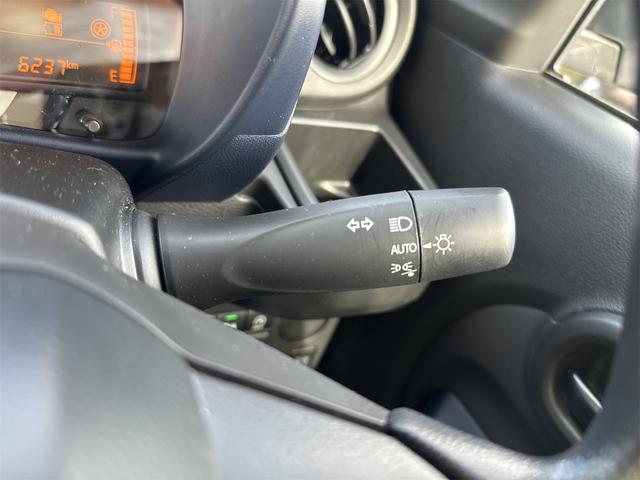 アルト L クリアランスソナー レーンアシスト 衝突被害軽減システム オートライト キーレスエントリー アイドリングストップ 電動格納ミラー シートヒーター CVT 盗難防止システム ABS ESC(8枚目)